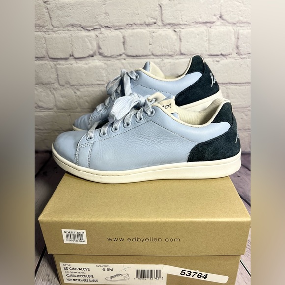 Ellen Degeneres ED Chapa Love Shoes Blue Leather Lace Up Sneakers Women
Size 6.5 - Picture 3 of 16